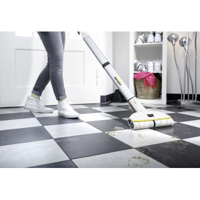 Підлогомийна акумуляторна машина Karcher FC 3 Cordless Premium Підлогомийна акумуляторна машина Karcher FC 3 Cordless Premium