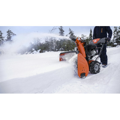 Снігоочисник Husqvarna ST 330 Снігоочисник Husqvarna ST 330