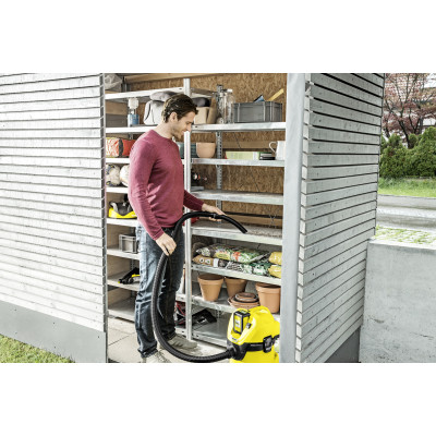 Господарський акумуляторний пилосос Karcher WD 3 Battery Господарський акумуляторний пилосос Karcher WD 3 Battery