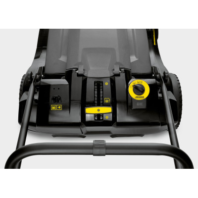 Підметальна ручна машина Karcher KM 70/30 C Bp Pack Adv Підметальна ручна машина Karcher KM 70/30 C Bp Pack Adv