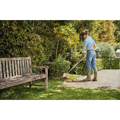 Акумуляторна коса STIHL FSA 57 SET (системи COMPACT) Акумуляторна коса STIHL FSA 57 SET (системи COMPACT)